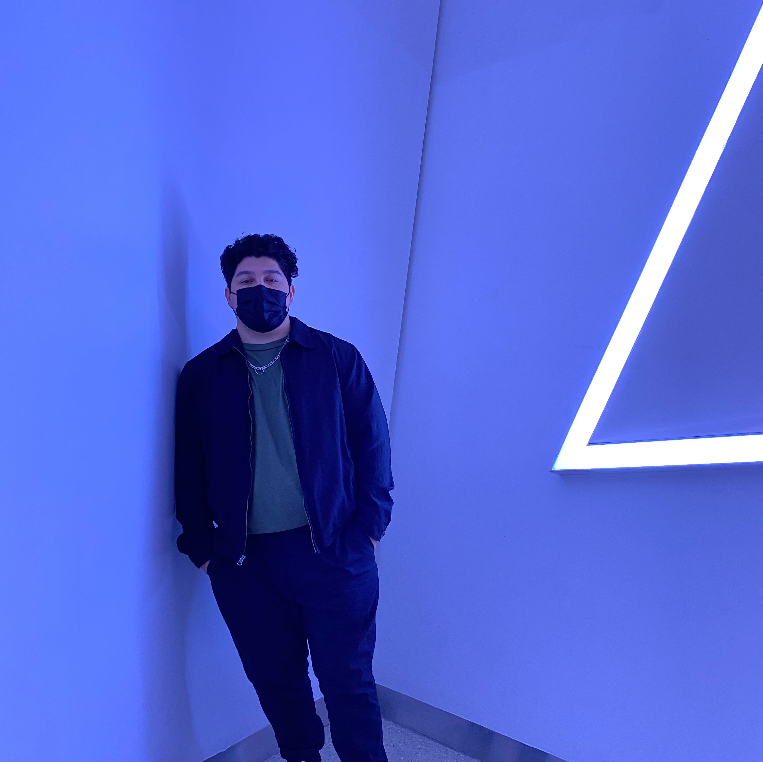 profile picture of Victor Sarmiento